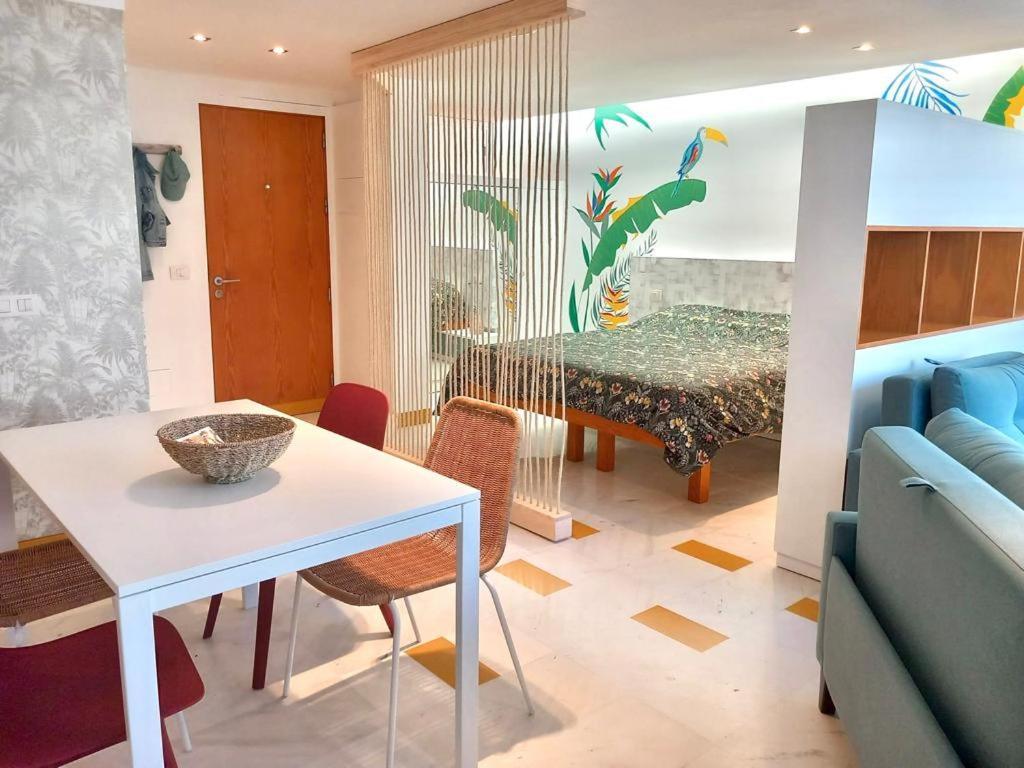 Tropical House Near Beach&yumbo * San Bartolomé